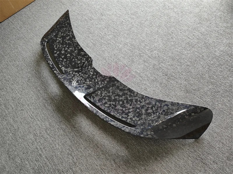 High Quality Forged Carbon Fiber Spoiler Body Kit Suitable for  720S M Style Rear Luggage Compartment Fenders